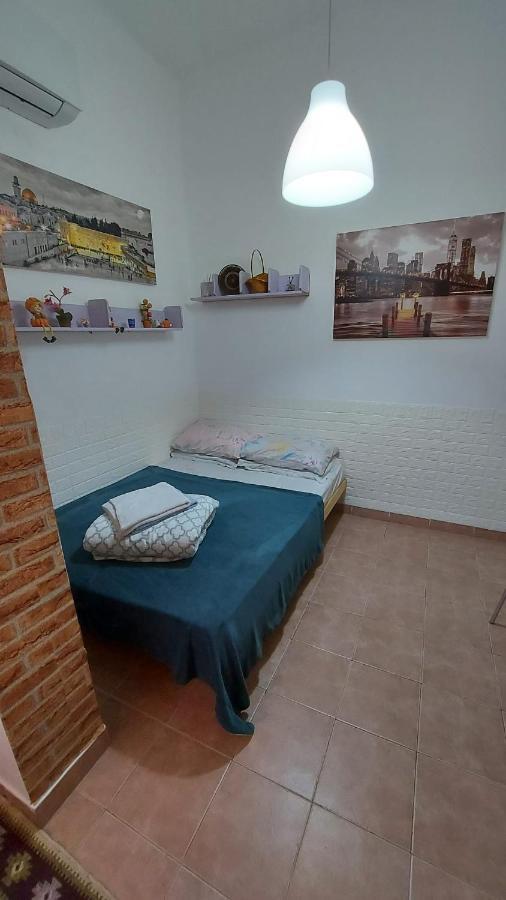 Guest House Orlihome Haifa Esterno foto